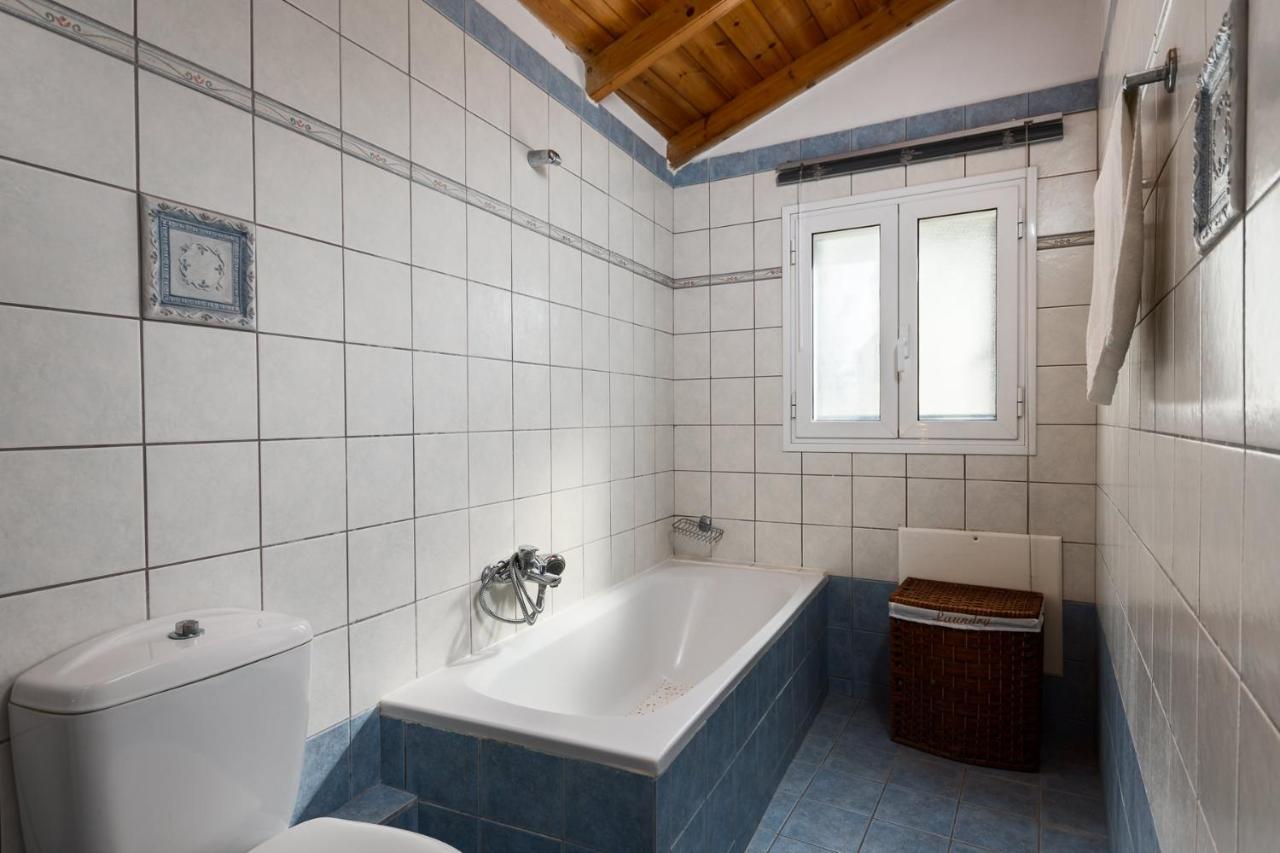 Myronis Villa Corfu Town Екстер'єр фото